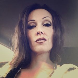 Meet your Posher, Starla